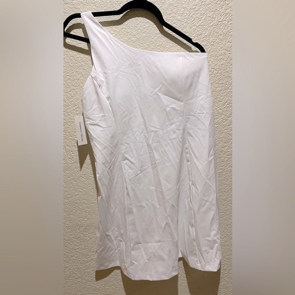 NWT Outdoor Voices SOLD OUT One Shoulder Dress Built in Bra only White Size L - Picture 7 of 16